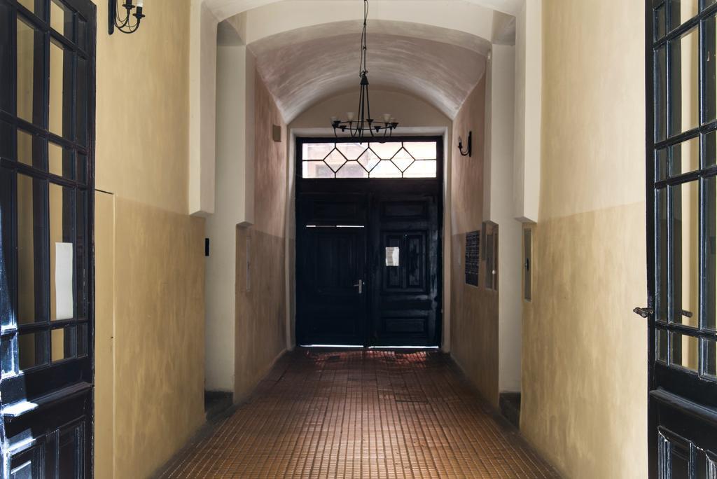 Live Like Locals: Market Square X Jewish District Krakau Zimmer foto