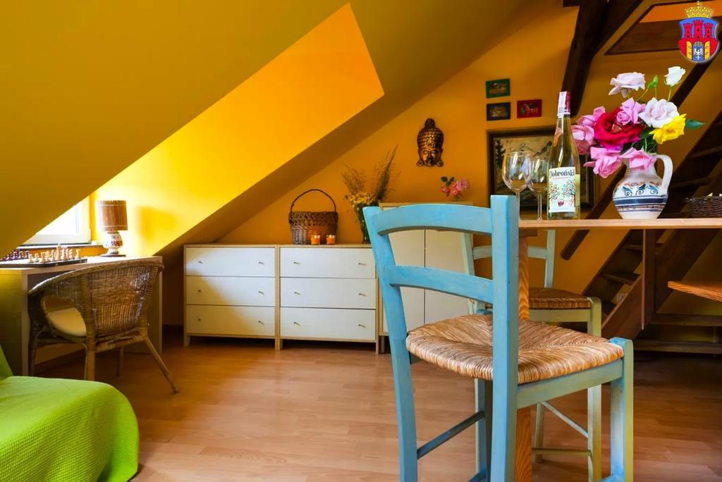 Live Like Locals: Market Square X Jewish District Krakau Zimmer foto