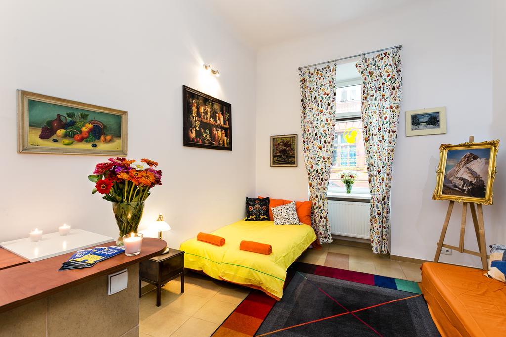 Live Like Locals: Market Square X Jewish District Krakau Exterior foto