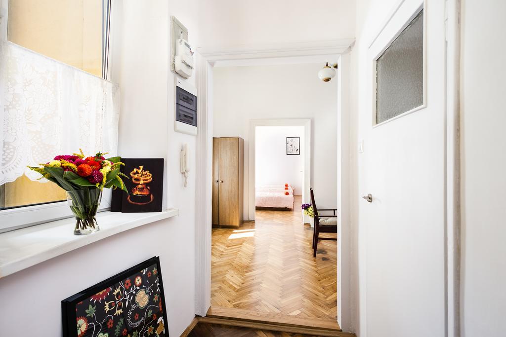 Live Like Locals: Market Square X Jewish District Krakau Exterior foto