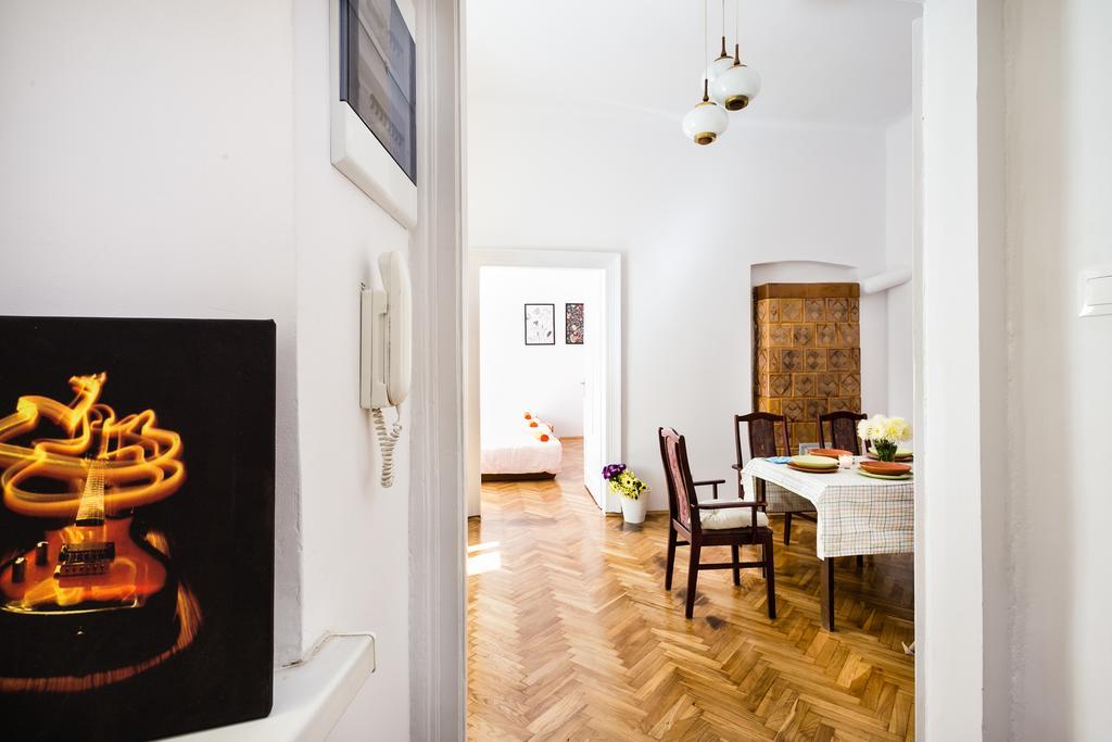 Live Like Locals: Market Square X Jewish District Krakau Exterior foto